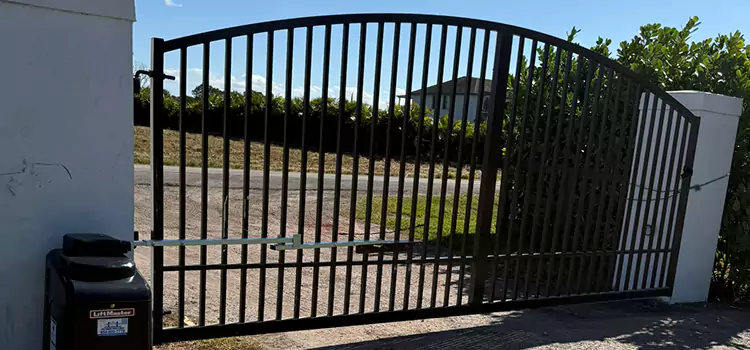 Driveway Fence Repair Sarasota